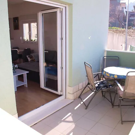 Apartment Apartman Mala Slovenka Omiš